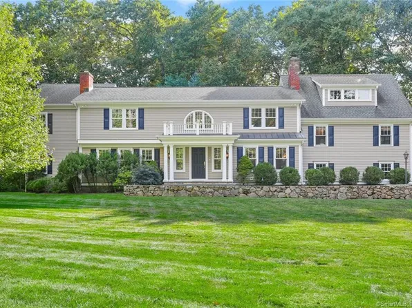 128 Danforth Drive, New Canaan, CT 06840