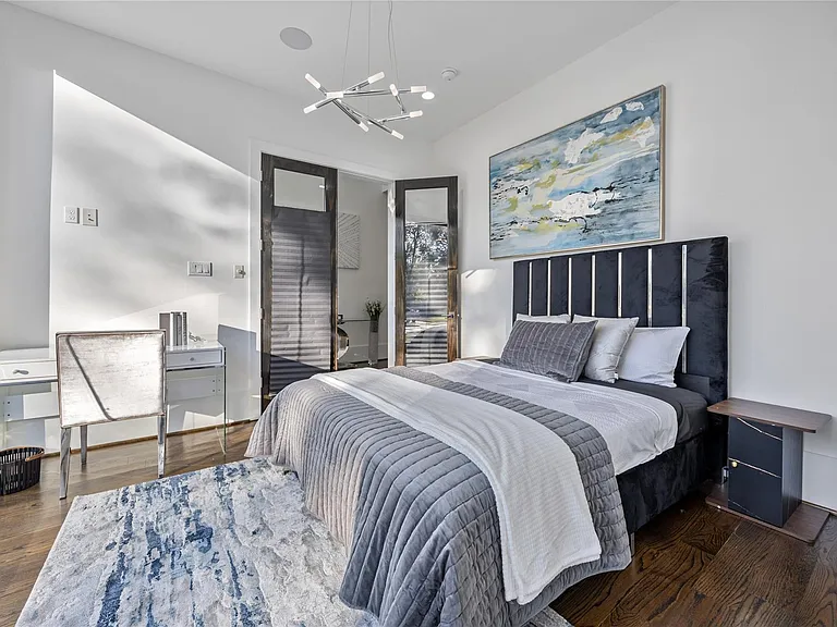 2310 Althea Dr — Photo 11