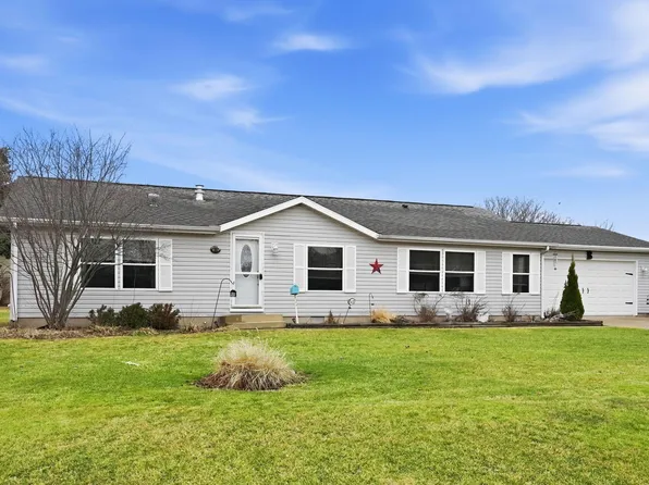 1860 N Brook Blvd, Warsaw, IN 46582