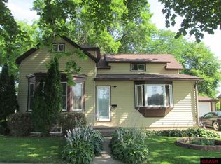 217 7th Ave S, Saint James, MN 56081