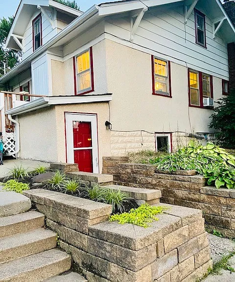 1517 Como Ave #A — Photo 22
