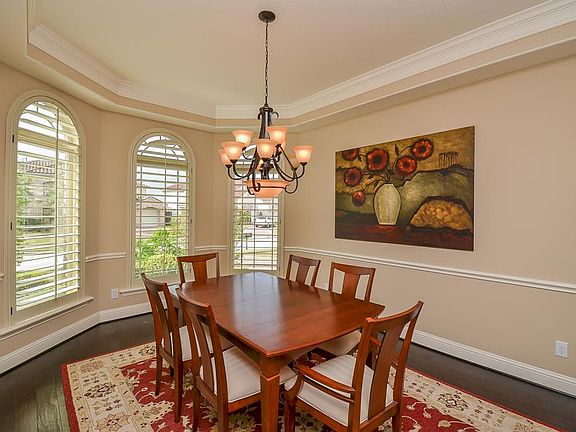 5th image of 18411 Windsor Lakes Dr