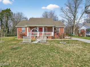 314 W Walnut St, Madisonville, TN 37354