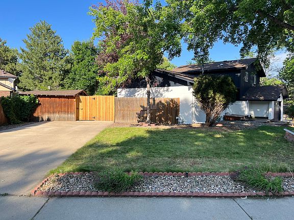 3rd image of 10279 W Idaho Ave