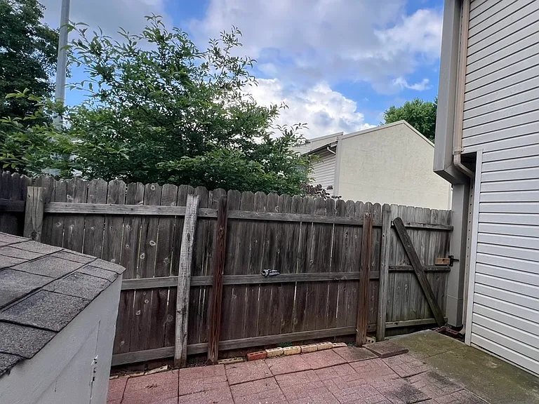 828 Cardinal Creek Blvd #0 — Photo 6
