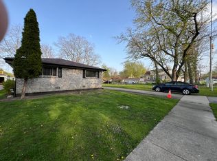 16125 Grove Ave, Oak Forest, IL 60452