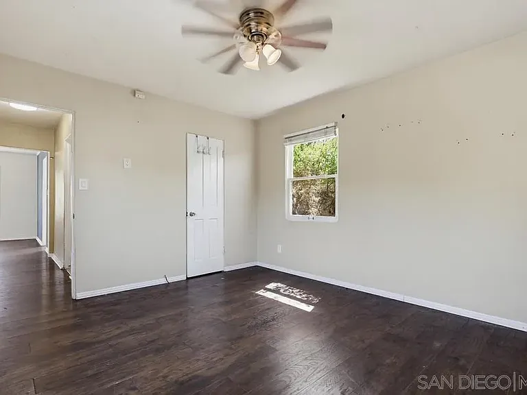 3328 Harbor View Dr — Photo 23