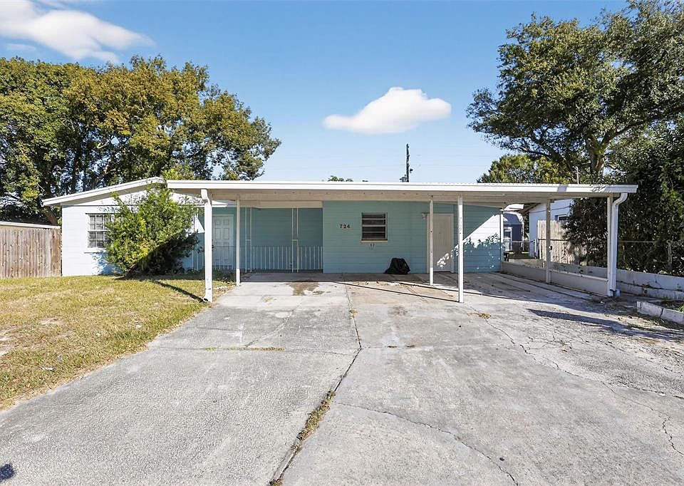 1st image of 724 Oaklando Dr