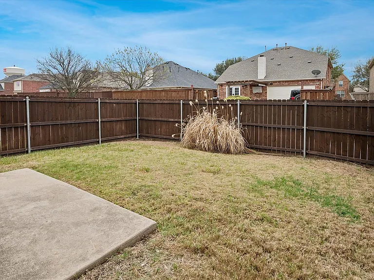 11589 Snyder Dr — Photo 15