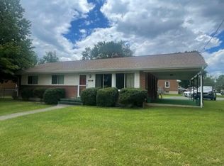 2058 Meadowbrook Rd NW, Roanoke, VA 24017