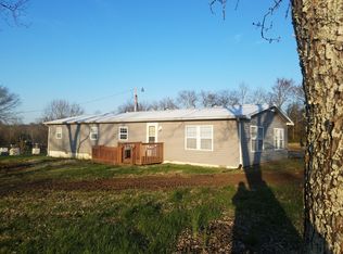 213 Corum Hill Rd, Castalian Springs, TN 37031