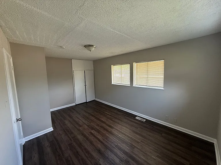 3408 Glen Park Dr NW — Photo 8