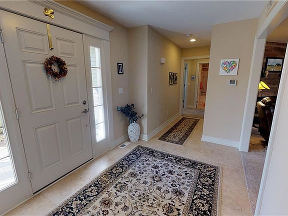 4th image of 9230 Kristina Cir