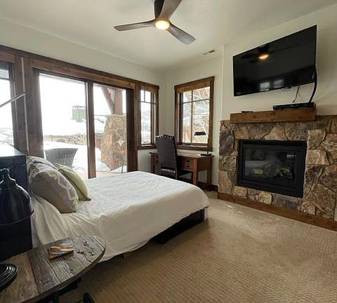 Guest bedroom
