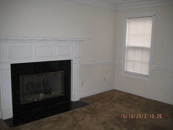 2nd image of 1517-19 Winterberry Drive