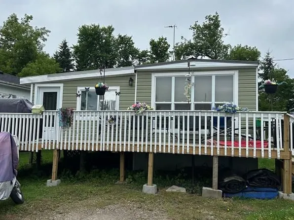 223B Clare St, Tweed, ON K0K 3H0