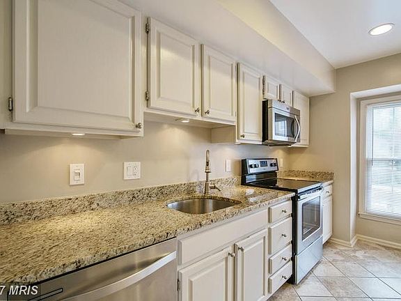 5th image of 5476 Grove Ridge Way #37