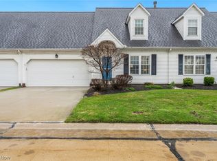 37608 Sturbridge Ln, Willoughby, OH 44094