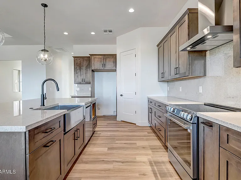 750 S Grant Woods Pkwy — Photo 12
