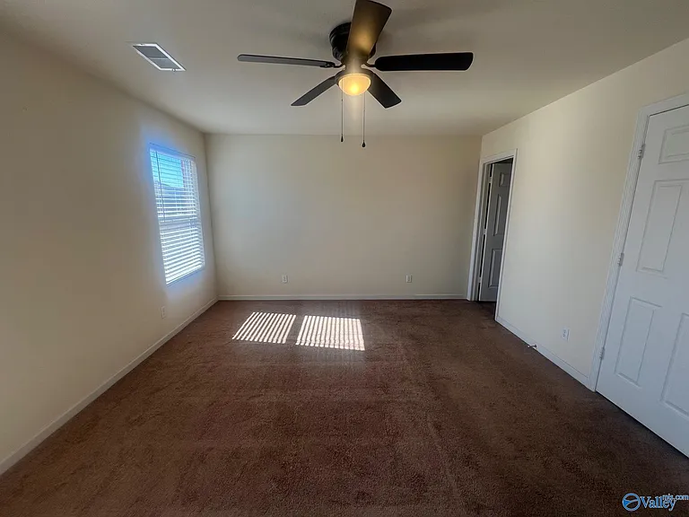 202 Harold Murphy Dr — Photo 8