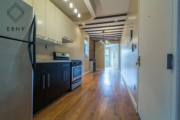 Rented by Pinn Realty | media 13