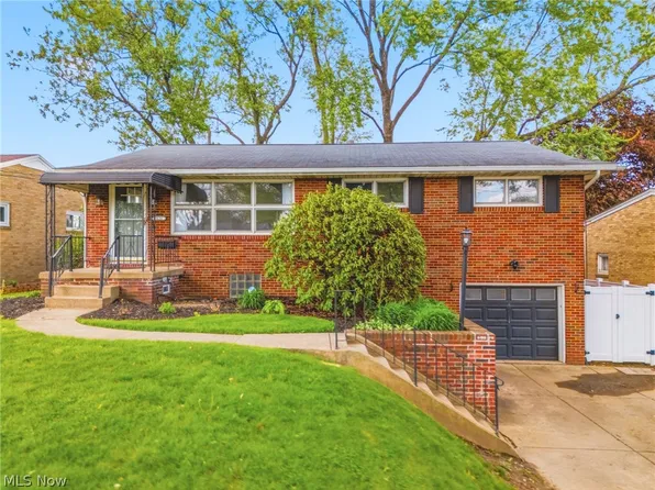 2621 16th St NW, Canton, OH 44708