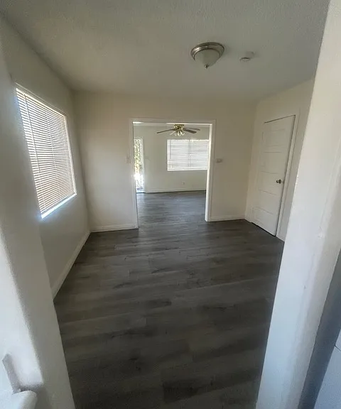 363 W Sepulveda St — Photo 5