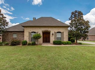 158 Normandie Dr, Opelousas, LA 70570