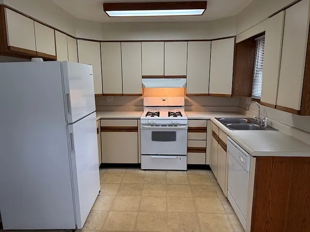 505 Monroe St #B — Photo 13