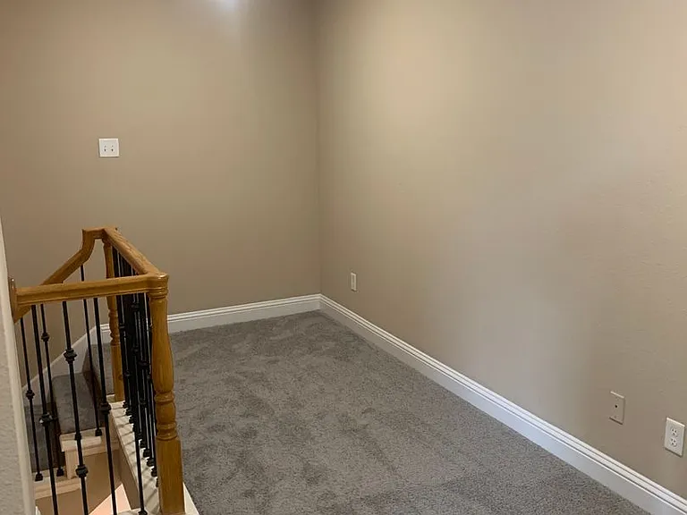1303 Halcyon Pl — Photo 13