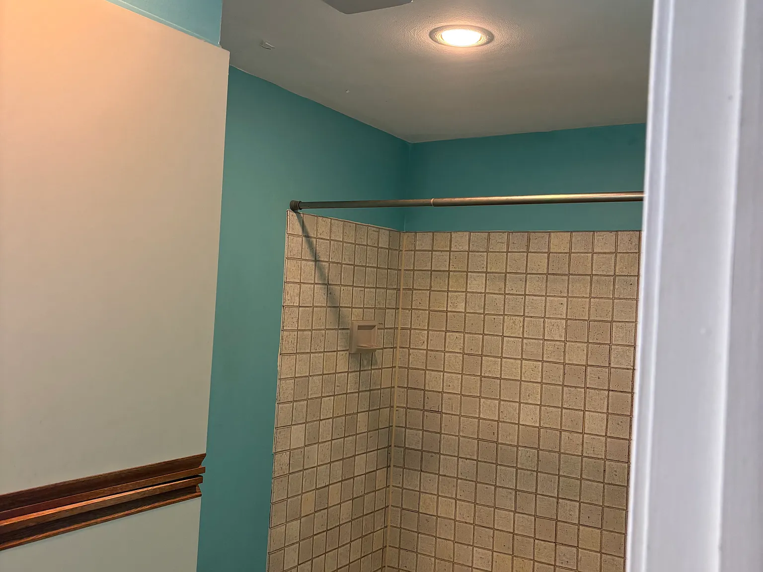 1 bed, 700 sqft, $1,275 — Photo 4