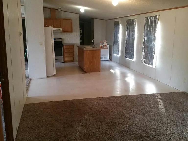 4065 E Aztec Rd — Photo 5