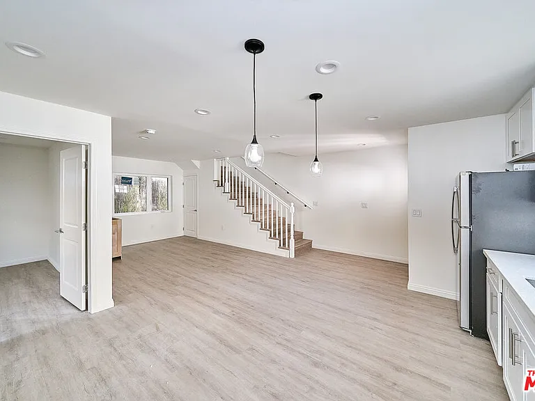 830 S Norton Ave — Photo 4