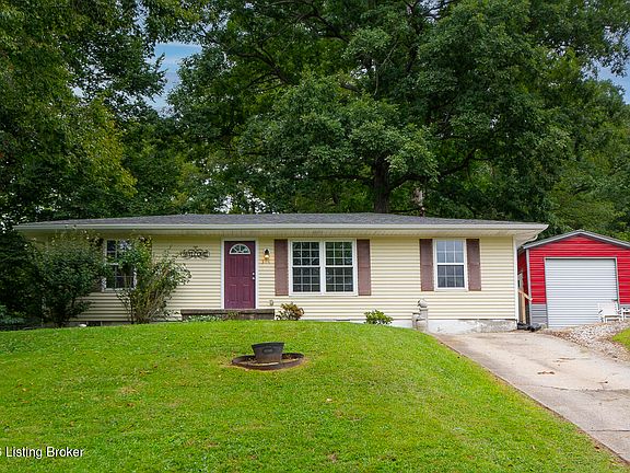2nd image of 344 Lake Elmo Rd