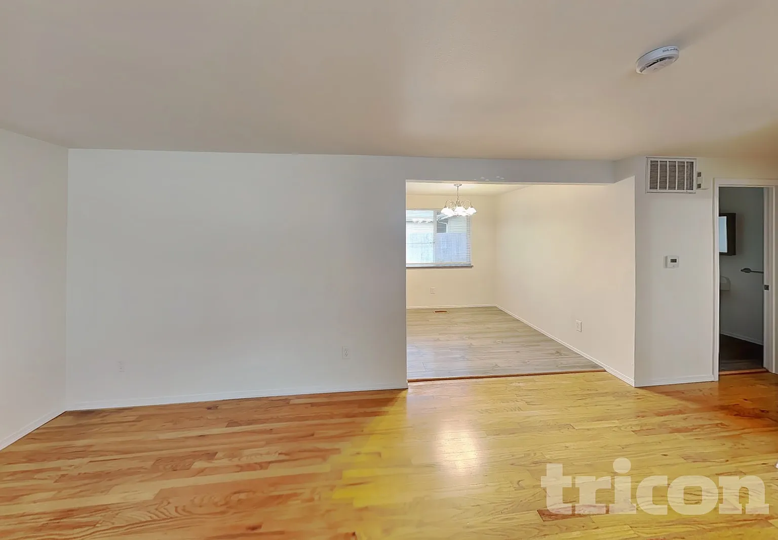 30466 3Rd Avenue S Federal Way WA — Photo 3