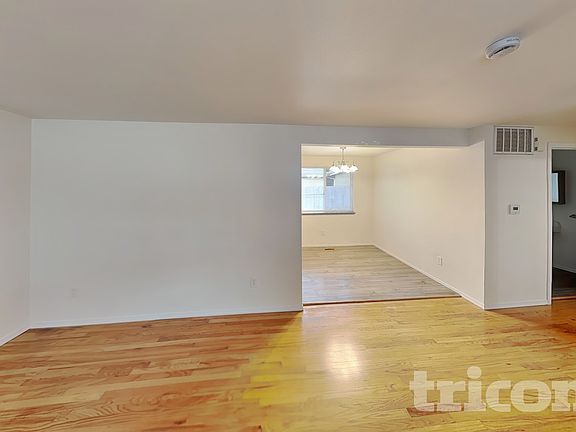 3rd image of 30466 3rd Ave S
