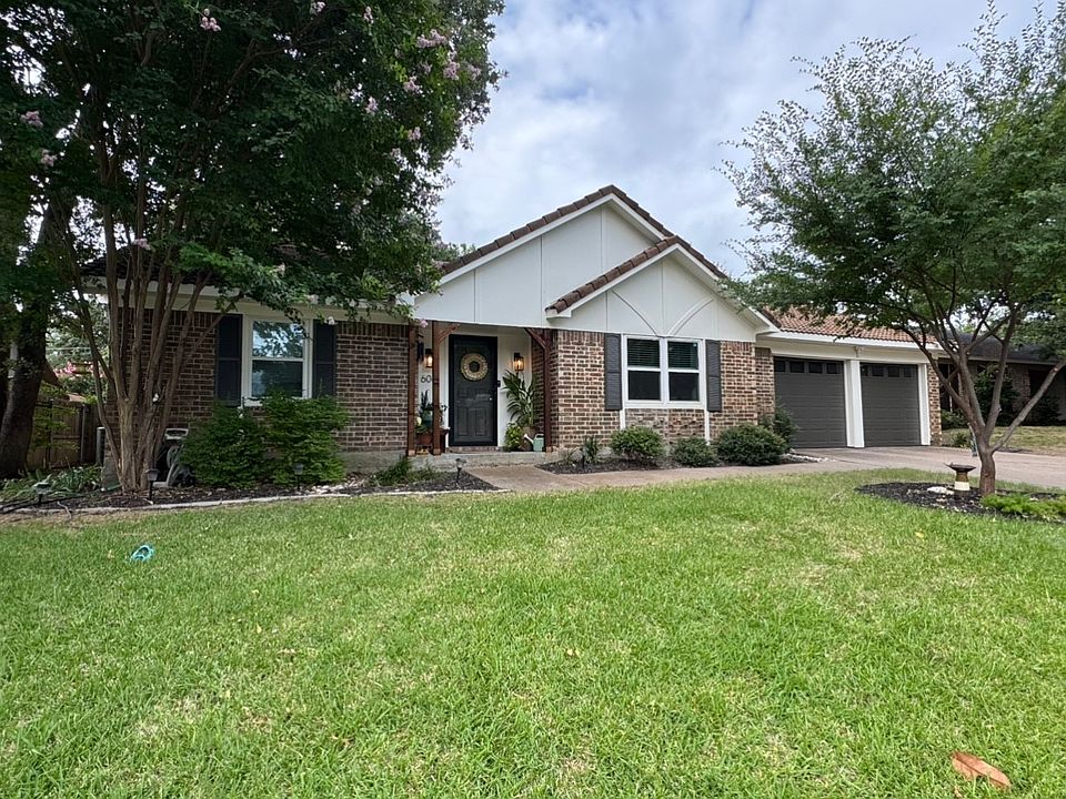 1st image of 604 Robinhood Ln