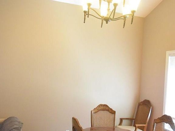 5th image of 3035 Sandstone Dr