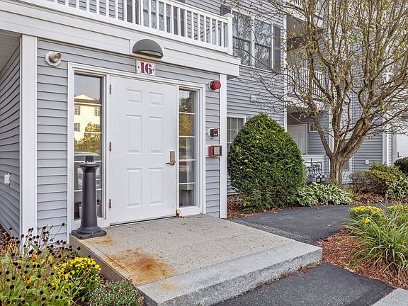 3rd image of 16 Crestview Circle #177