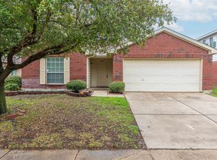 9009 Chisholm Trl, Aubrey, TX 76227