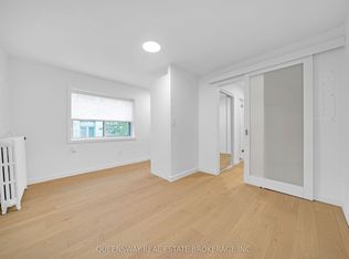 26 Balmoral Ave #208, Toronto, ON M4V 1J4