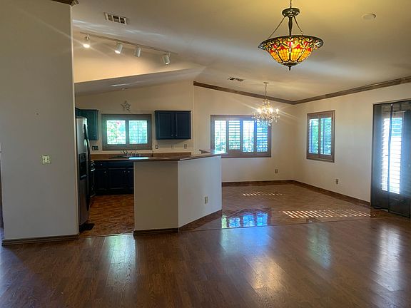 2nd image of 2709 El Milagro St