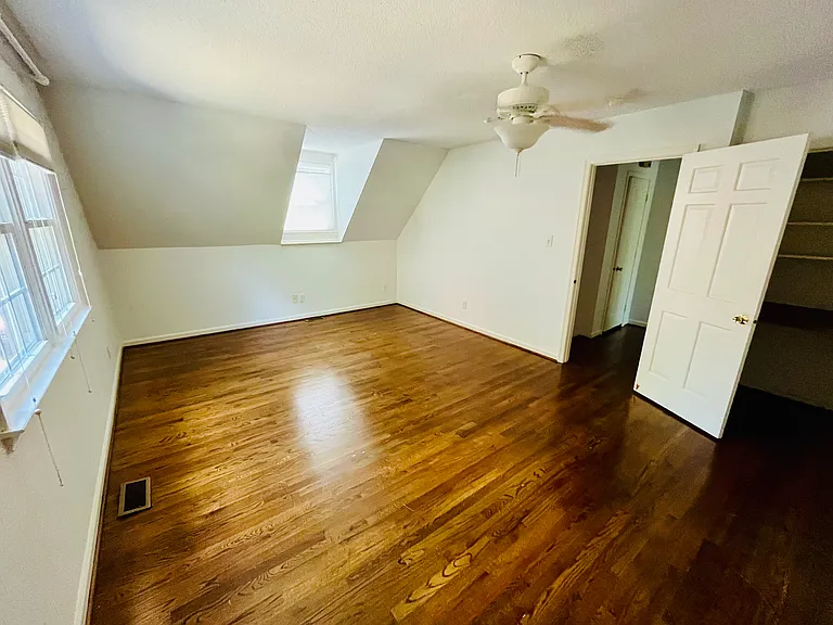 1316 Wagram Ct — Photo 9