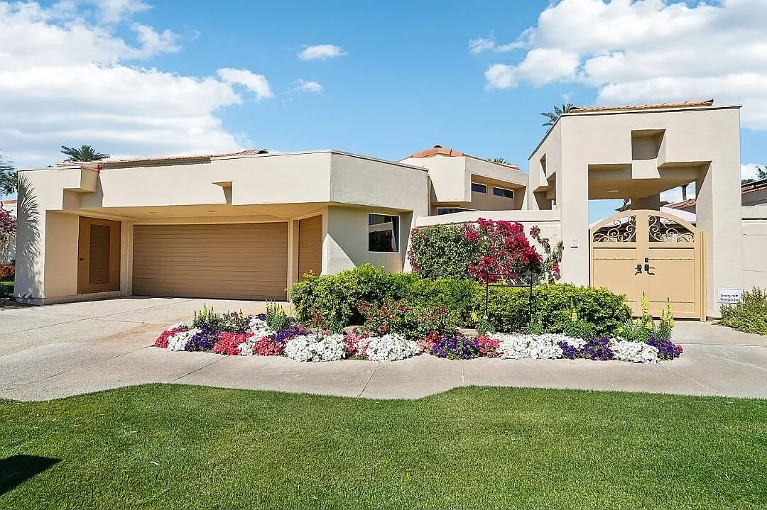 Building Photo - 75294 Saint Andrews Ct