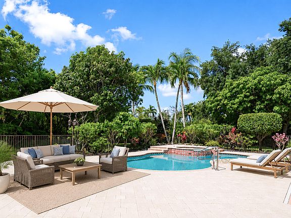 5th image of 10520 NW 67th Court