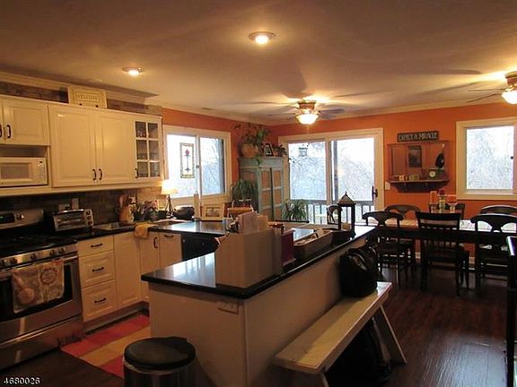 2nd image of 5 Red Lodge Dr Unit 7