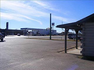 4th image of 4518 E Highway 377