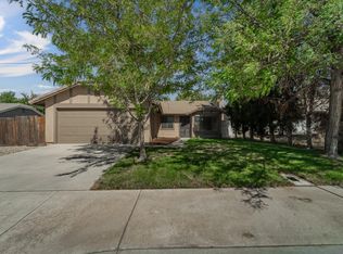 42818 Sunny Ln, Lancaster, CA 93536