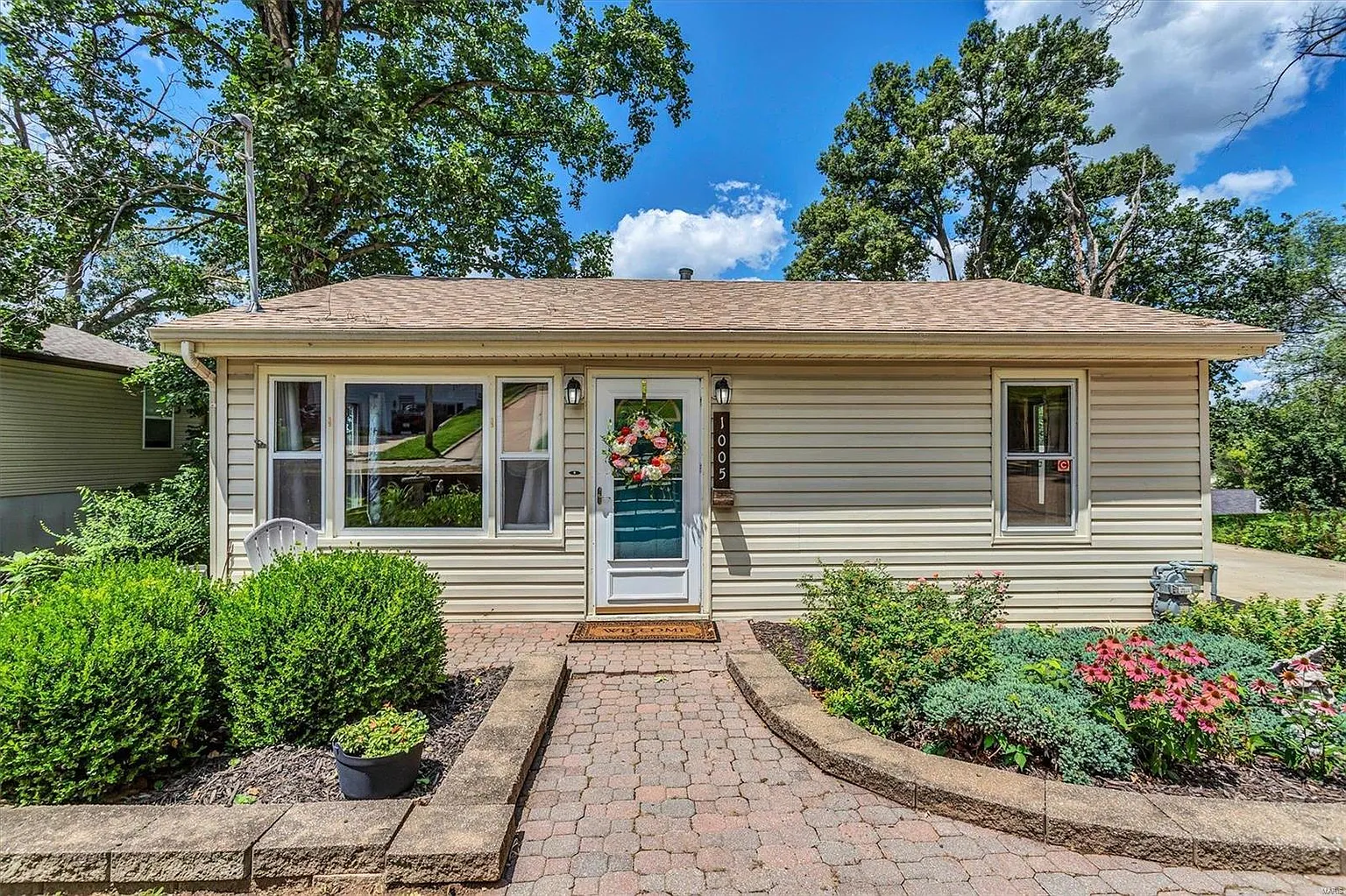 1005 Huber St photo 1
