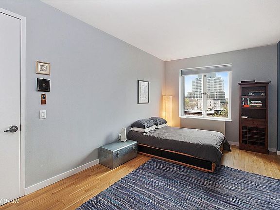 5th image of 541 Washington Ave Unit 603